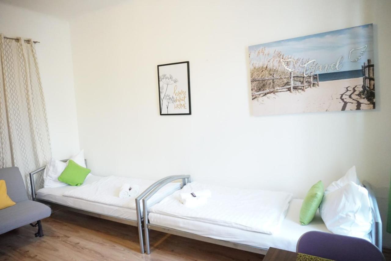 Contactless Check-In Room4You Waehring Wien Eksteriør billede